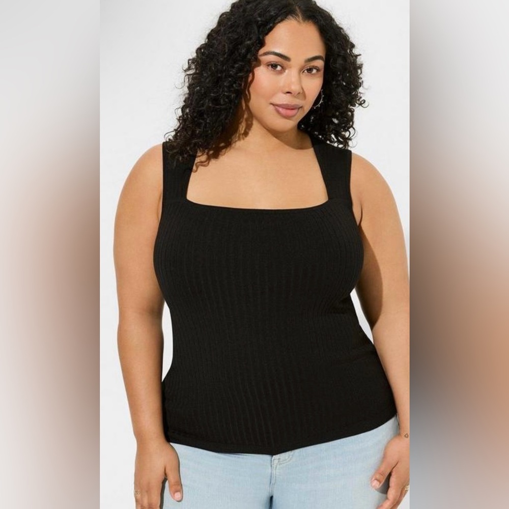 EUC Torrid Fitted Square Neck Ribbed Sweater Tank Black Size 3X